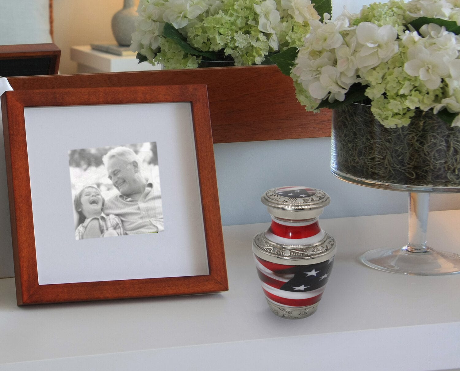 American Flag Cremation Urns for Human Ashes - Large Adult American Flag Urn for Ashes
