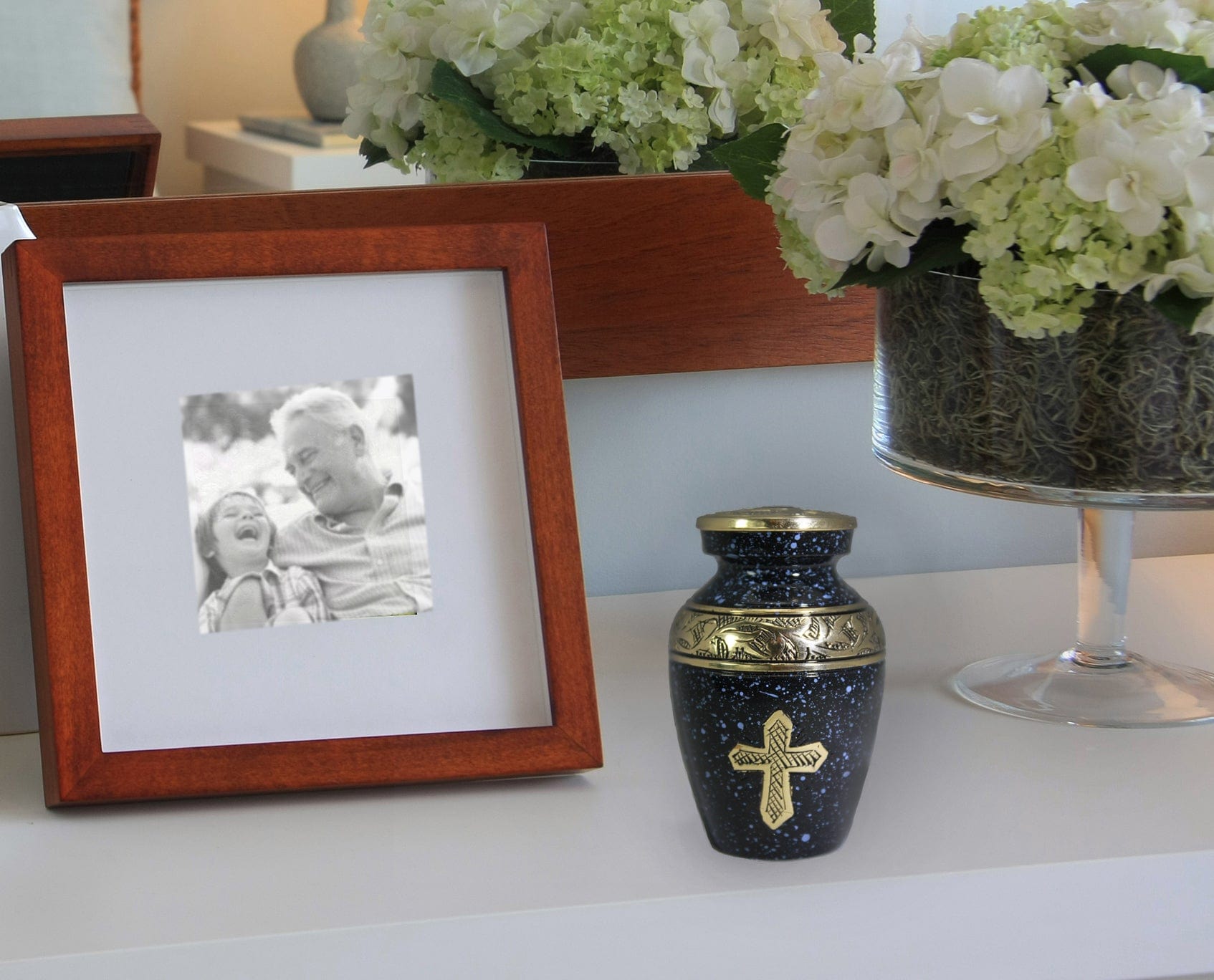 Love of Christ Black Cross Extra Large Urn or Companion Urn – Extra Large Urns for Human Ashes | XL Urn & XXL Urn